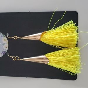 Boutique Vintage Gold Tone and Neon Yellow Dangle Earrings